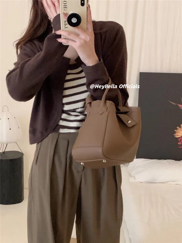 New in autumn! [HEY BELLA] Striped Comfortable Vest + Versatile Neat Knit Cardigan Suit B5352# L