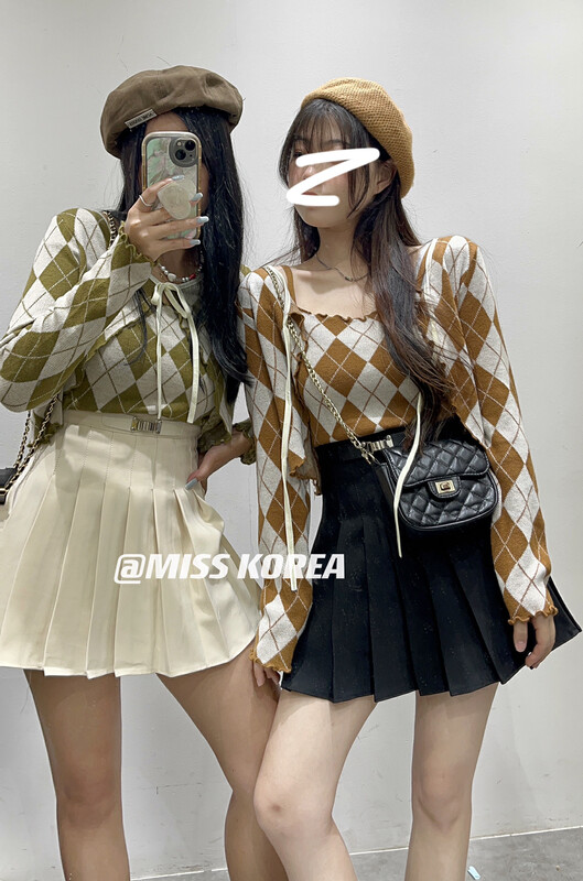 New in early autumn!【MISS KOREA】Retro Rhombus Short Knit Cardigan + Camisole Suit 9132# HBX