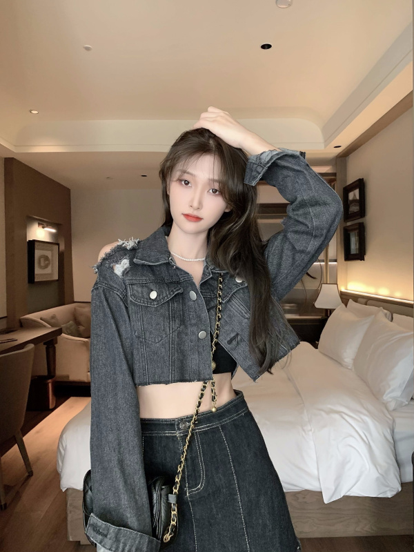 Real shot real price denim jacket spring and autumn Korean version loose retro bf fried street small short jacket top
