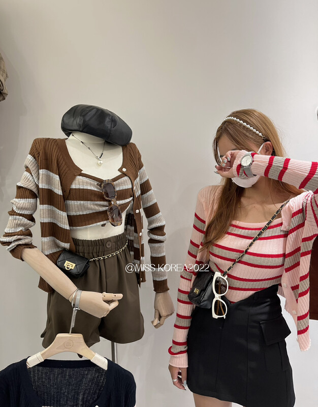 Autumn is new! [MISS KOREA] Korean version of fashionable ladylike knitted cardigan + all-match striped vest suit 9553# HBX