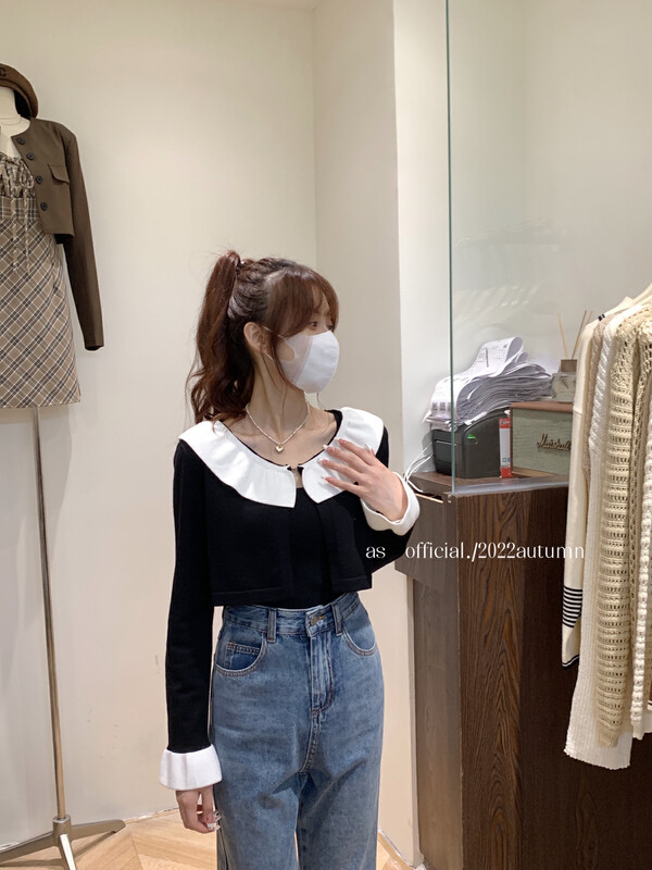 New in early autumn! [AS] Sweet knitted cardigan + simple camisole suit 8809# HJY