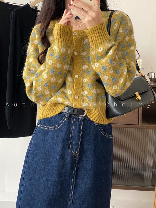 New in autumn! [CHERRY STUDIO] round neck retro flower sweet knitted cardigan 6716# HBX