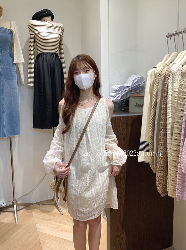 New in early autumn! [AS] French sweet off-the-shoulder dress 9070# HJY