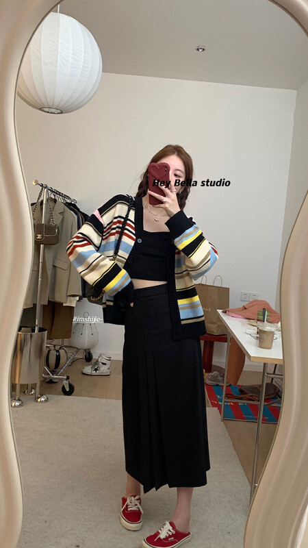 New in autumn!【HEY BELLA】Rainbow V-neck casual knitted cardigan 9170# L