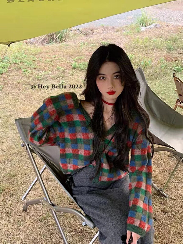 Early autumn new style!【HEY BELLA】V-neck plaid knitted cardigan 9155# L