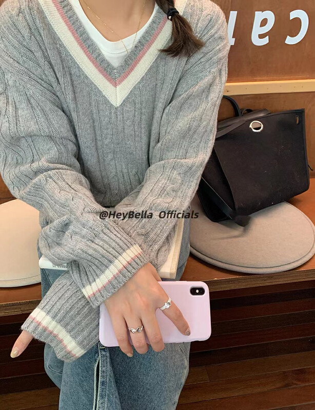 New in autumn!【HEY BELLA】Korean version all-match V-neck contrast color warm sweater 9158# L