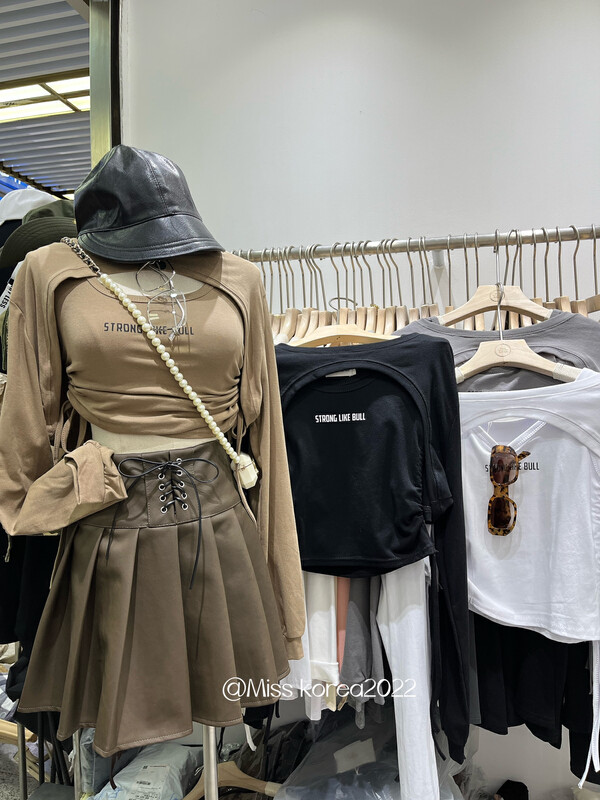 New in early autumn! [MISS KOREA] Spice Girl Alphabet Drawstring Vest + Halter Design Long Sleeve Top Suit 9201# HBX