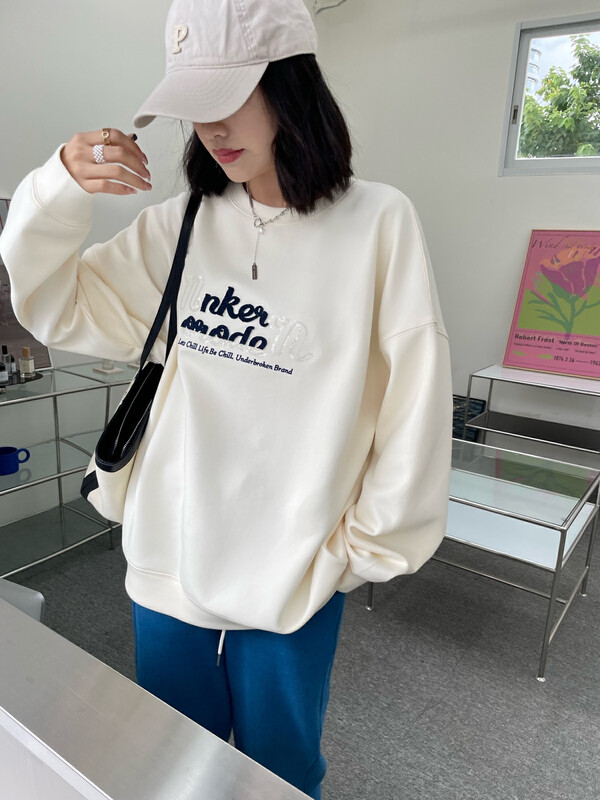 [KEYBOARD] Letter beaded toothbrush embroidered loose sweater 9815