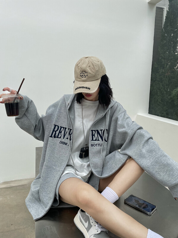 [KEYBOARD] ins Korean version embroidered letters hooded cardigan short jacket C-2861