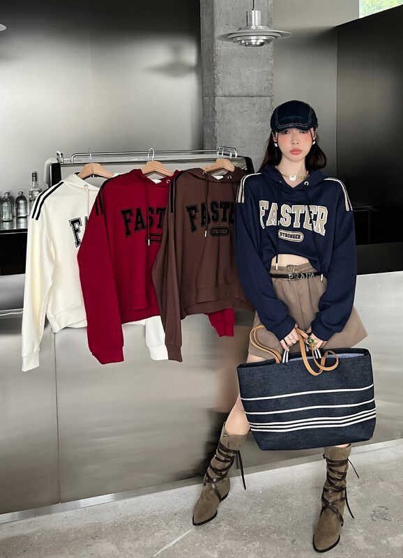 New in early autumn! [OUR] Korean alphabet fashion sweater 11687# LSW