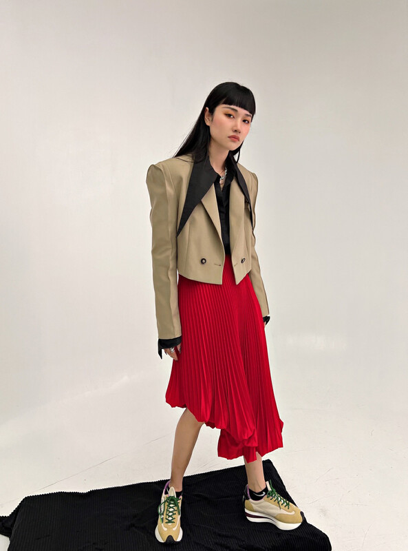 New in autumn!  【D.TWO D2】Big-name simple pleated irregular lotus leaf skirt 2329132# ZXL