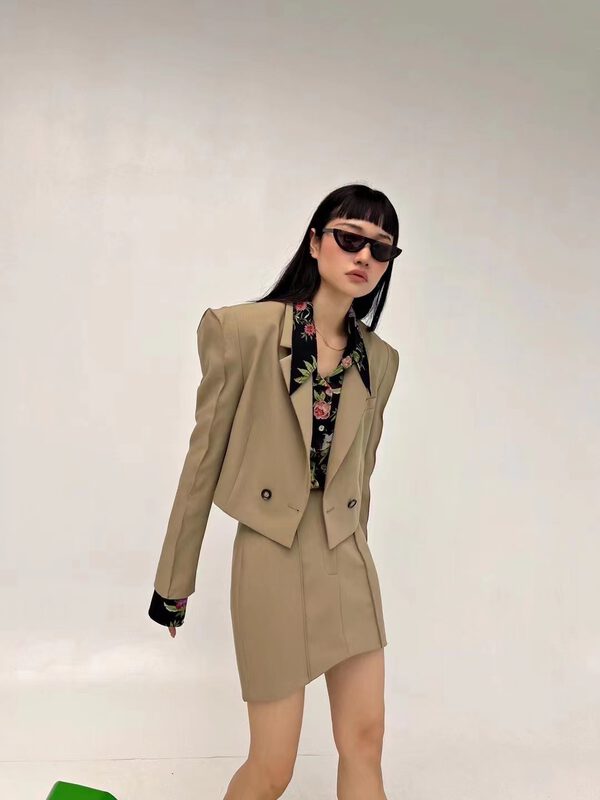New in early autumn!【D.TWO D2】Short Spice Girl Double Breasted Suit 2317112# ZXL