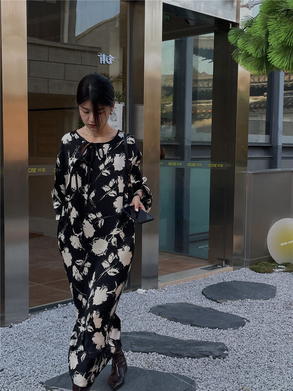 New in autumn! [SOUL] French retro temperament button dress 2774# CLS