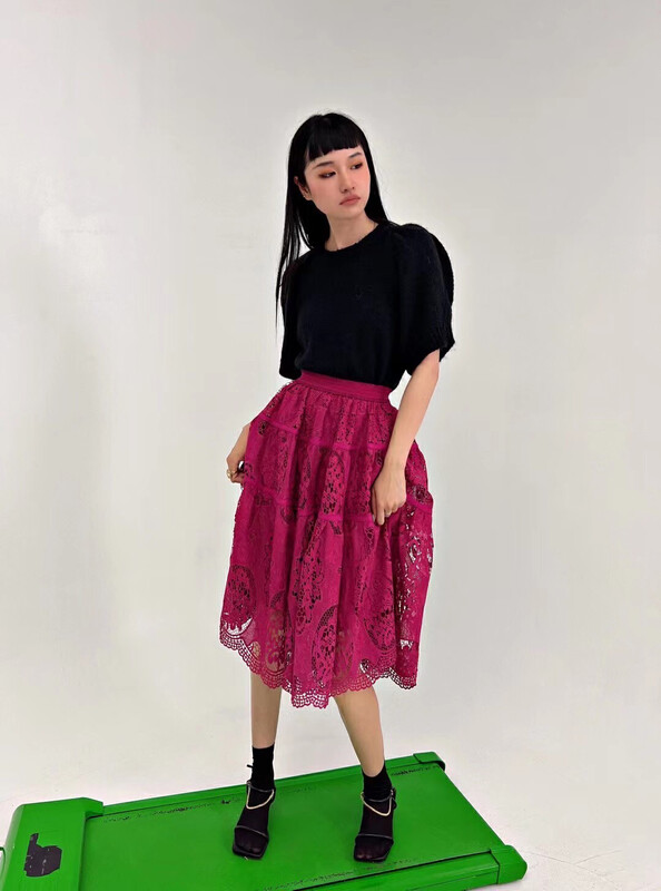 New in early autumn!【D.TWO D2】High waist hollow lace skirt 2329153# ZXL