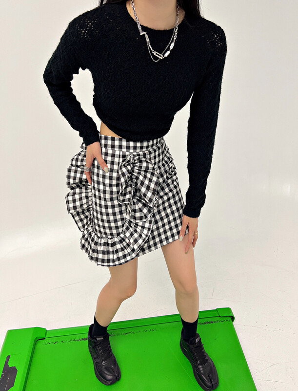 New in early autumn! [D.TWO D2] Design plaid ruffle skirt 2329192# ZXL