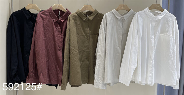 Autumn is new! [Fabric] Single-breasted thin textured shirt 592125# L