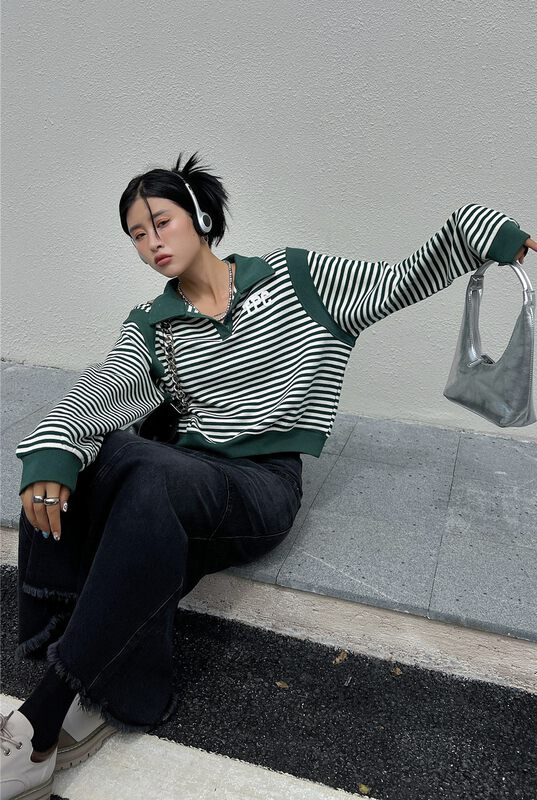 New in autumn! [OUR] Korean version of the striped contrasting retro Polo collar sweater 12115# LSW