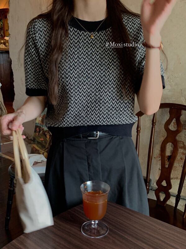 New in autumn! [MOXI] Korean pattern casual short-sleeved sweater 75986# CQW