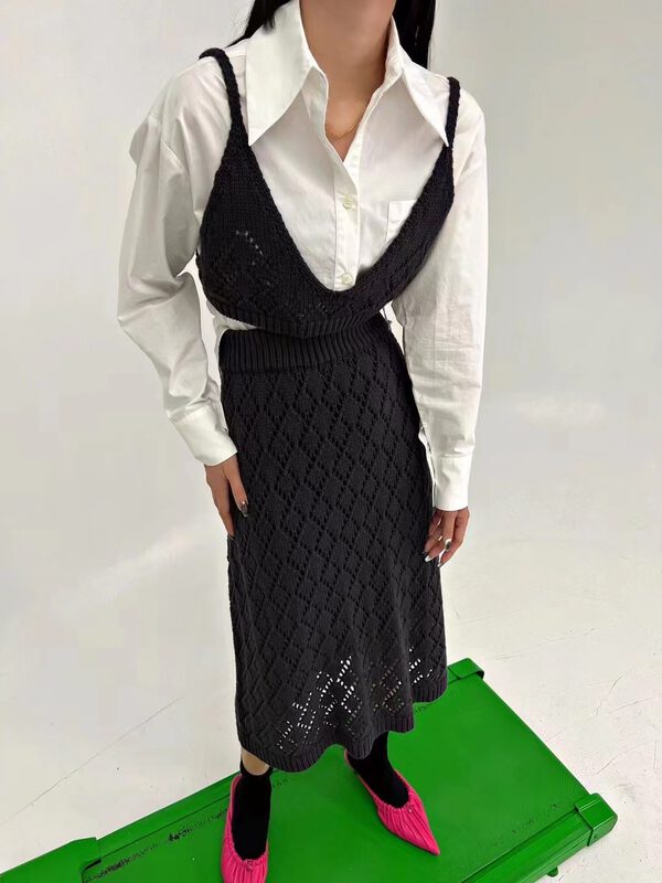 New in early autumn! [D.TWO D2] Fashion camisole + temperament slim skirt suit 2319172# ZXL