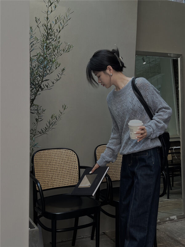 New in autumn! [SOUL] Round neck hollow design Korean style knitted sweater 2699# CLS