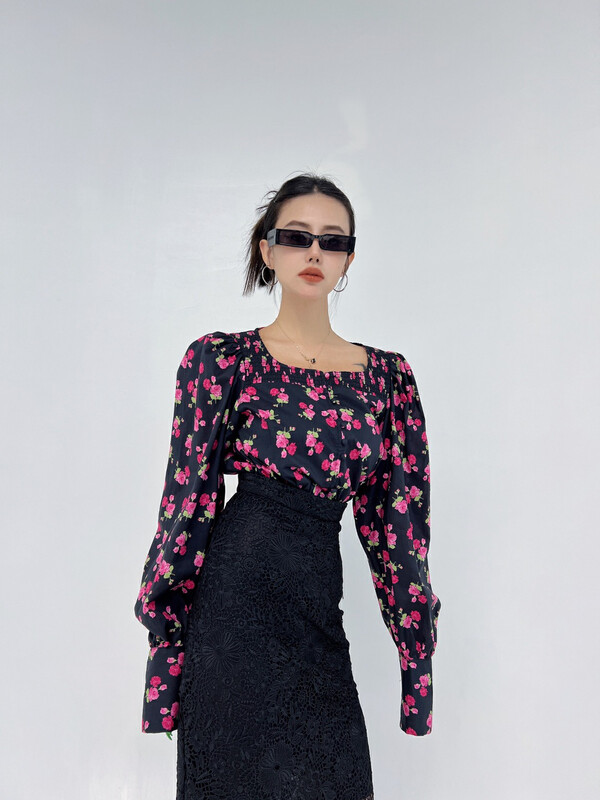 New in early autumn! [DTWO] temperament floral long-sleeved shirt 2321219# ZXL