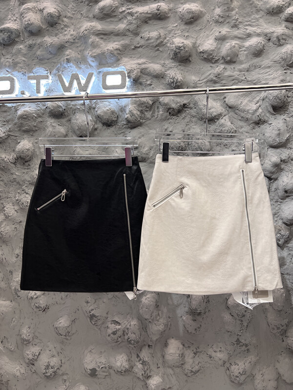 New in autumn! [D.TWO D2] Design retro zipper skirt 2329291# ZXL