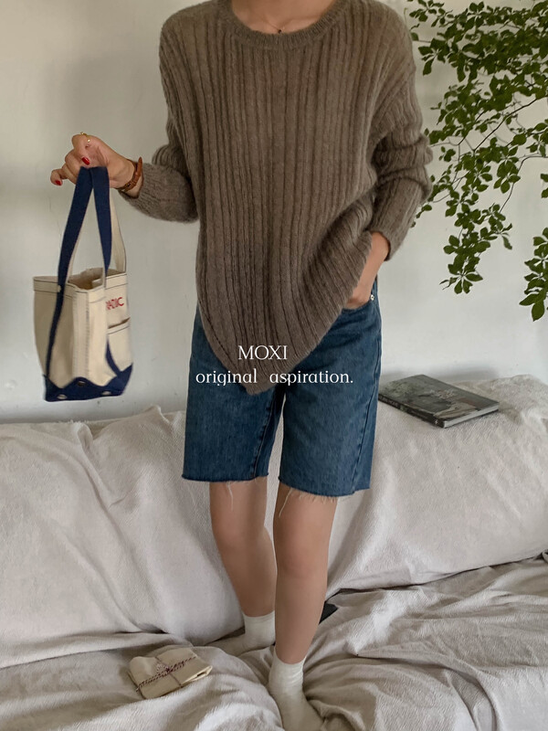 New in autumn! [MOXI] Simple temperament hollow slit knitted sweater 58679# CQW