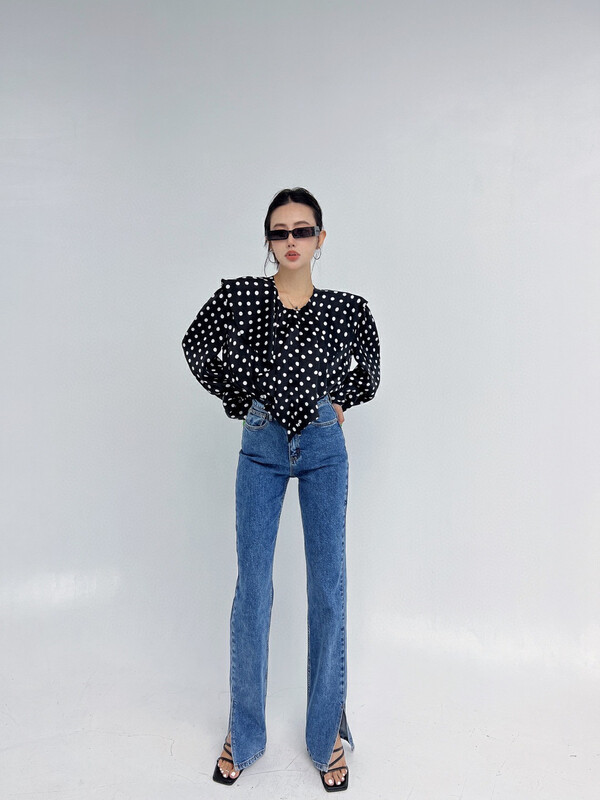 New in early autumn!【D.TWO D2】Sculpted and split casual jeans 2305218# ZXL