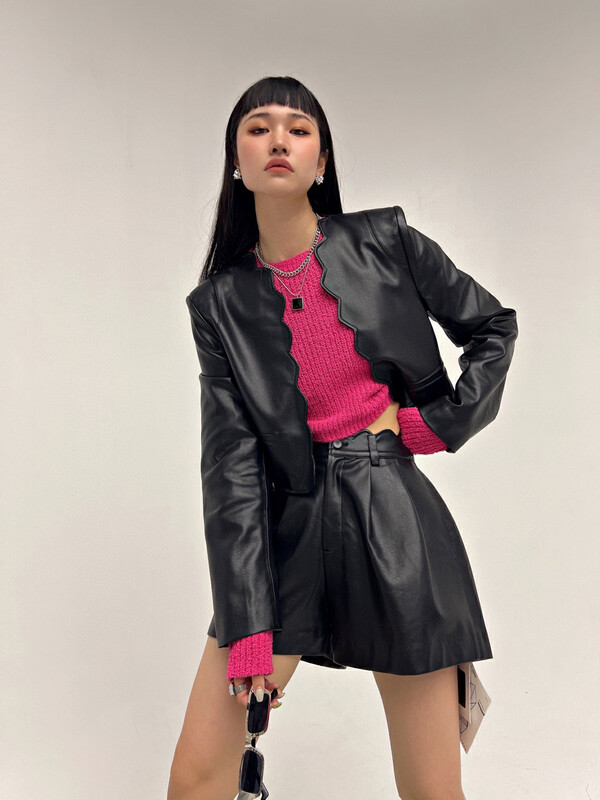 New in early autumn! [D.TWO D2] wavy simple all-match short coat 2317171# ZXL