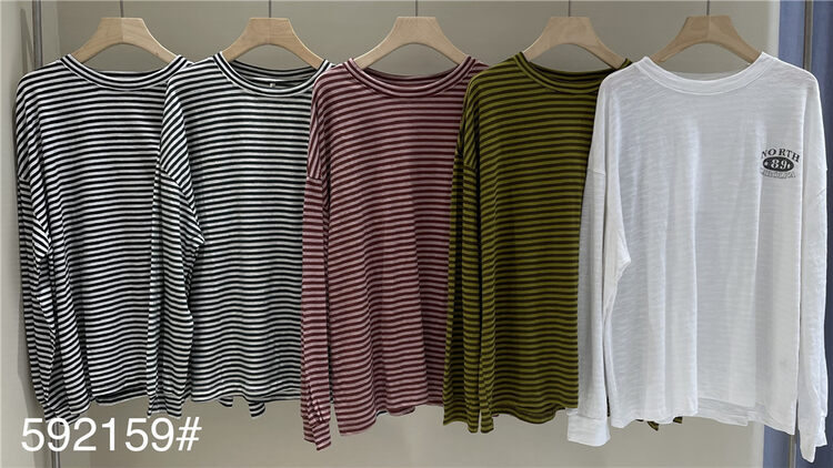 New in autumn! [fabric] striped comfortable all-match long-sleeved T-shirt 592159# L