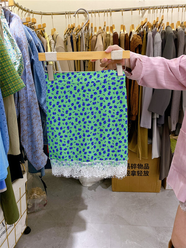 New in early autumn!【SEVENFOURSHOP】Simple color matching lace stitching skirt 88160# OZQ