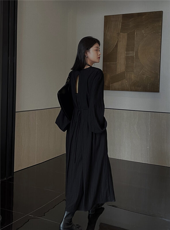 New in autumn! [SOUL] Simple high-end hollow dress (with belt) 2725# CLS