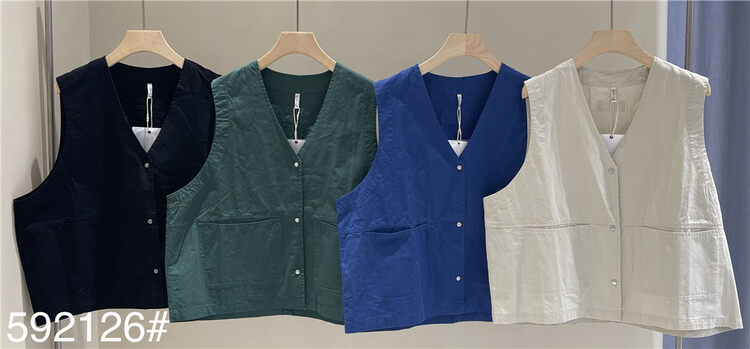 New in autumn! [fabric] sleeveless simple and comfortable vest 592126# L