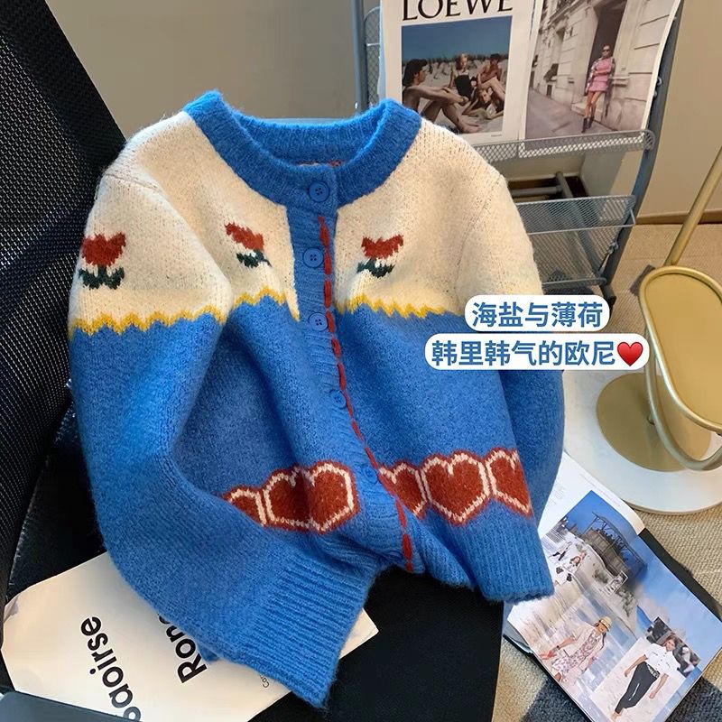 Contrast color jacquard knitted cardigan jacket women's autumn 2022 new design niche chic lazy wind soft waxy sweater
