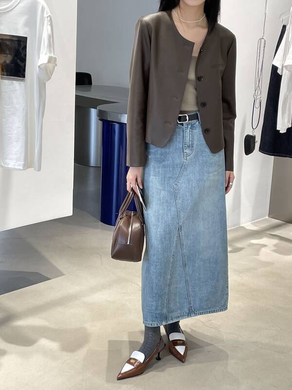 New in early autumn! [CLEAN SPACE] Korean version of the textured slim denim skirt 27925-27925A# CQW