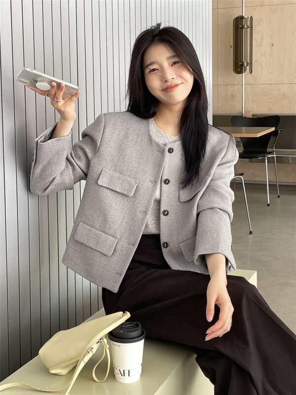New in autumn!【CLEAN SPACE】Small fragrant style round neck short coat 31636# CQW