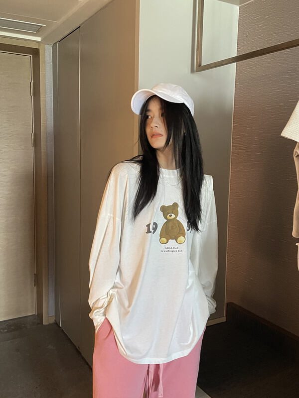 New in early autumn! [CLEAN SPACE] bear pattern loose casual long-sleeved T-shirt 32066# CQW