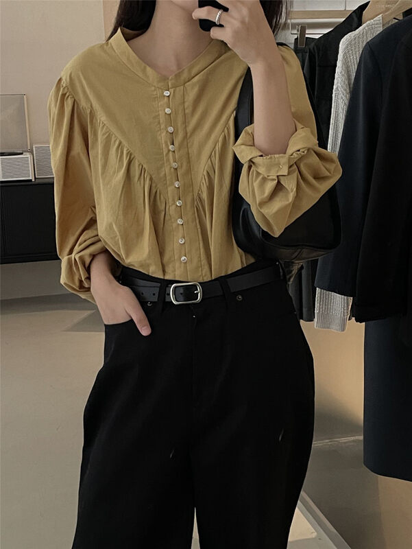 [CLEAN SPACE] Solid Color Loose V-Neck Puff Sleeve Pullover Shirt 33302