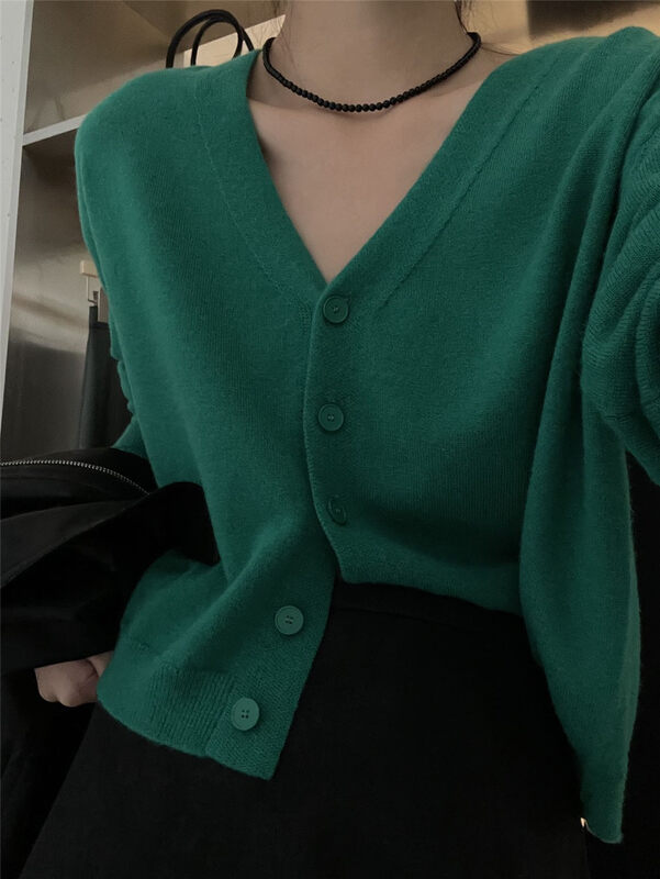 New in autumn!【CLEAN SPACE】Simple solid color V-neck short knitted cardigan 27865# CQW