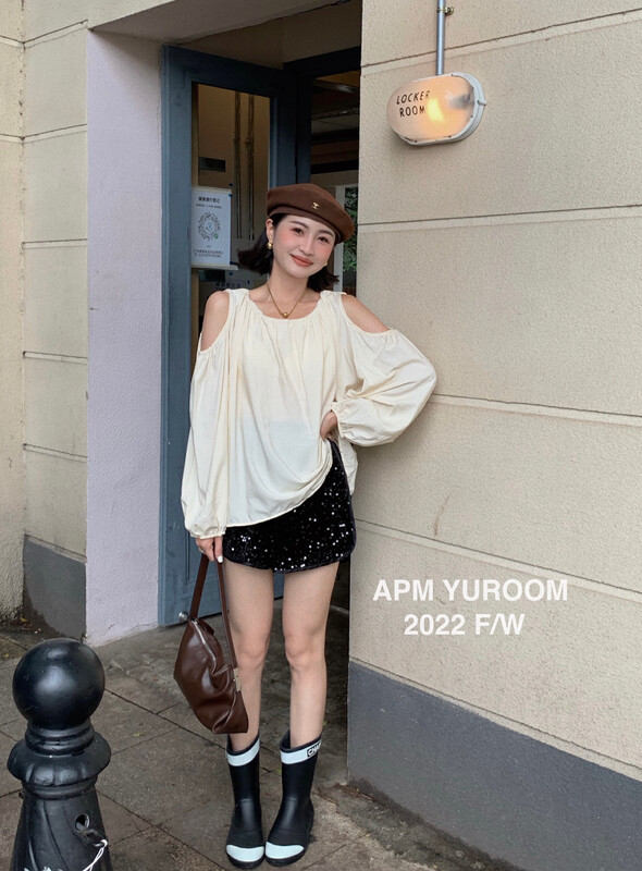 Autumn is new! [APM YUROOM] New temperament off-the-shoulder loose shirt 9089# LSL
