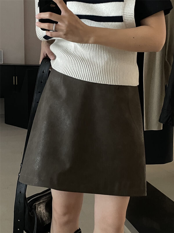 【CLEAN SPACE】Korean texture solid color skirt 33707