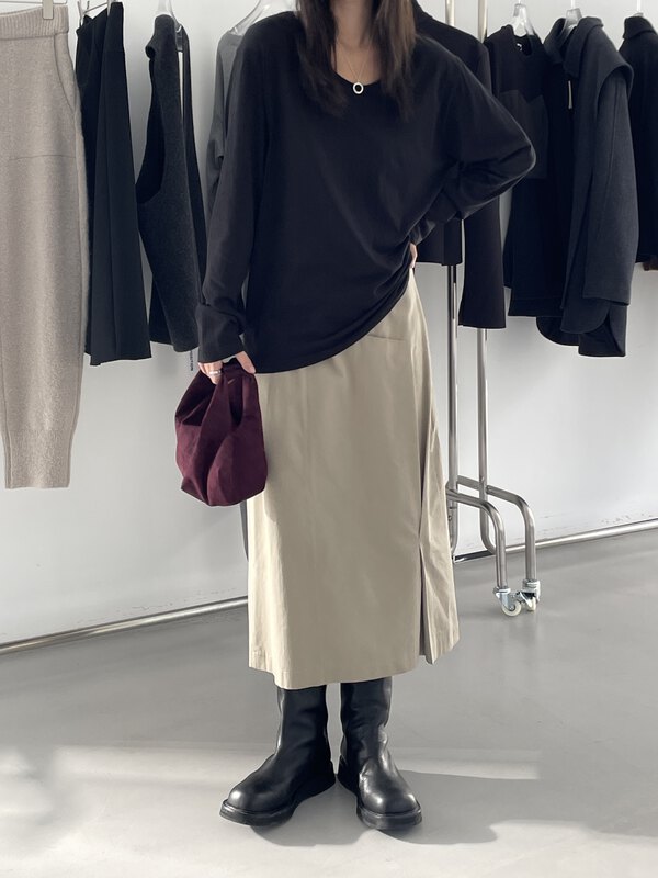 【CLEAN SPACE】Solid color pleated slit skirt 32099# CQW