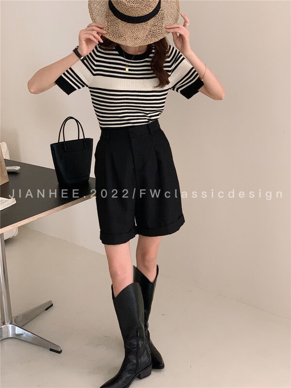New in early autumn! [JIAN HEE] round neck striped all-match knitted sweater MY025# OZQ