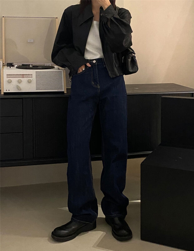 【CLEAN SPACE】Korean style straight-leg jeans with rolled hem 27803