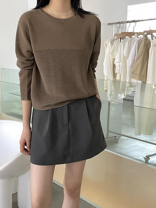 【CLEAN SPACE】Simple Solid Color Short Crew Neck Sweater 32696