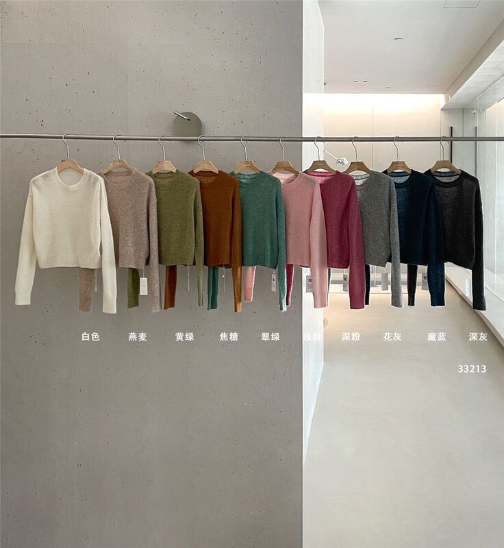 【CLEAN SPACE】Solid Color Versatile Short Sleeve Short Knit Sweater 33213