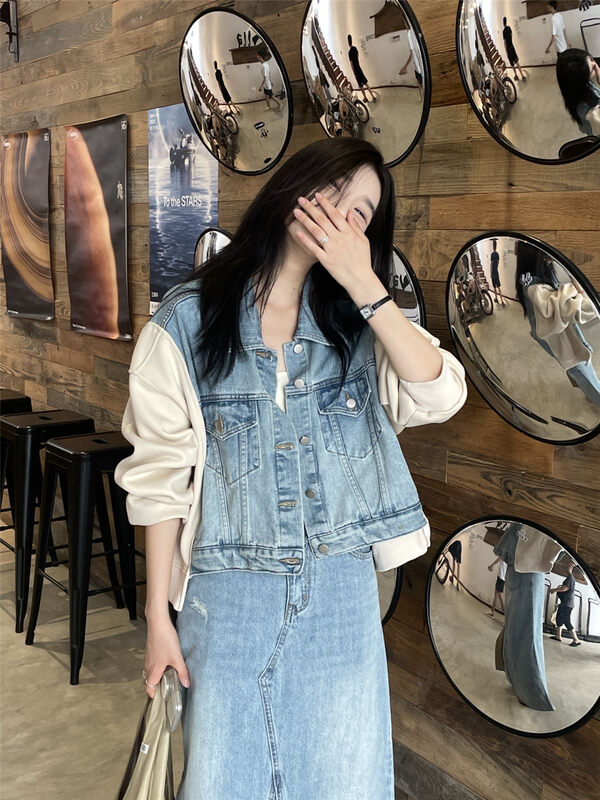 Autumn is new!【CLEAN SPACE】Korean fake two-piece stitching sleeve short denim jacket 32060# CQW