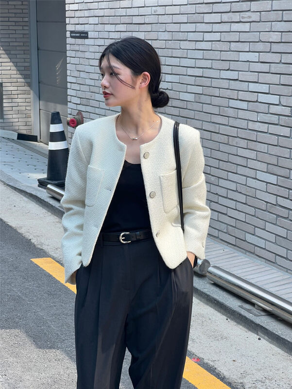 [CLEAN SPACE] Small Fragrance Double Pocket Texture Short Jacket 27833