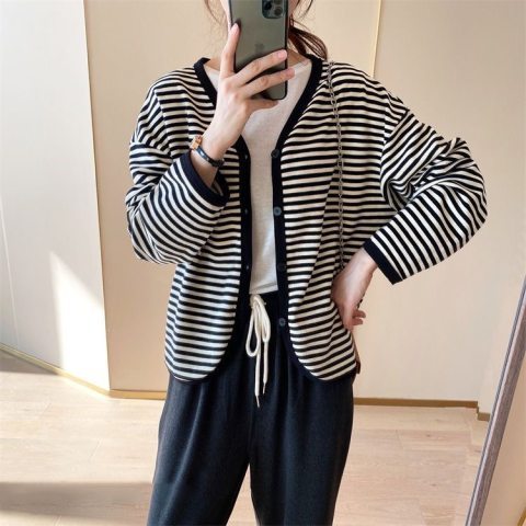  Thin Lazy Retro Versatile Contrast Color Striped Cardigan Autumn Large V-neck Thin Loose Jacket