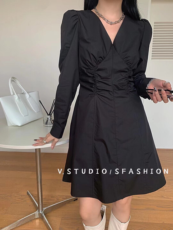 New in early autumn!【V.STUDIO】Korean pleated puff sleeve V-neck dress 7991# ZJY